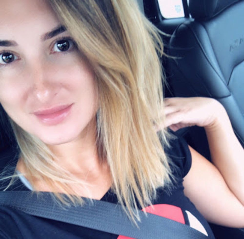 Meet your Posher, Stephanie